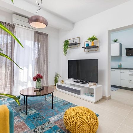 Apartment Mila Fazana Exterior photo